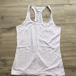 White GapFit fitted athletic tank top size S